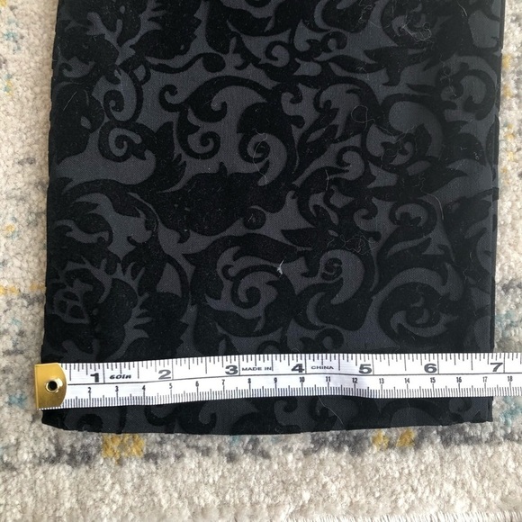 ATTYRE New York/ LEGGINGS /Blk jacquard print/ 12 - Picture 5 of 7